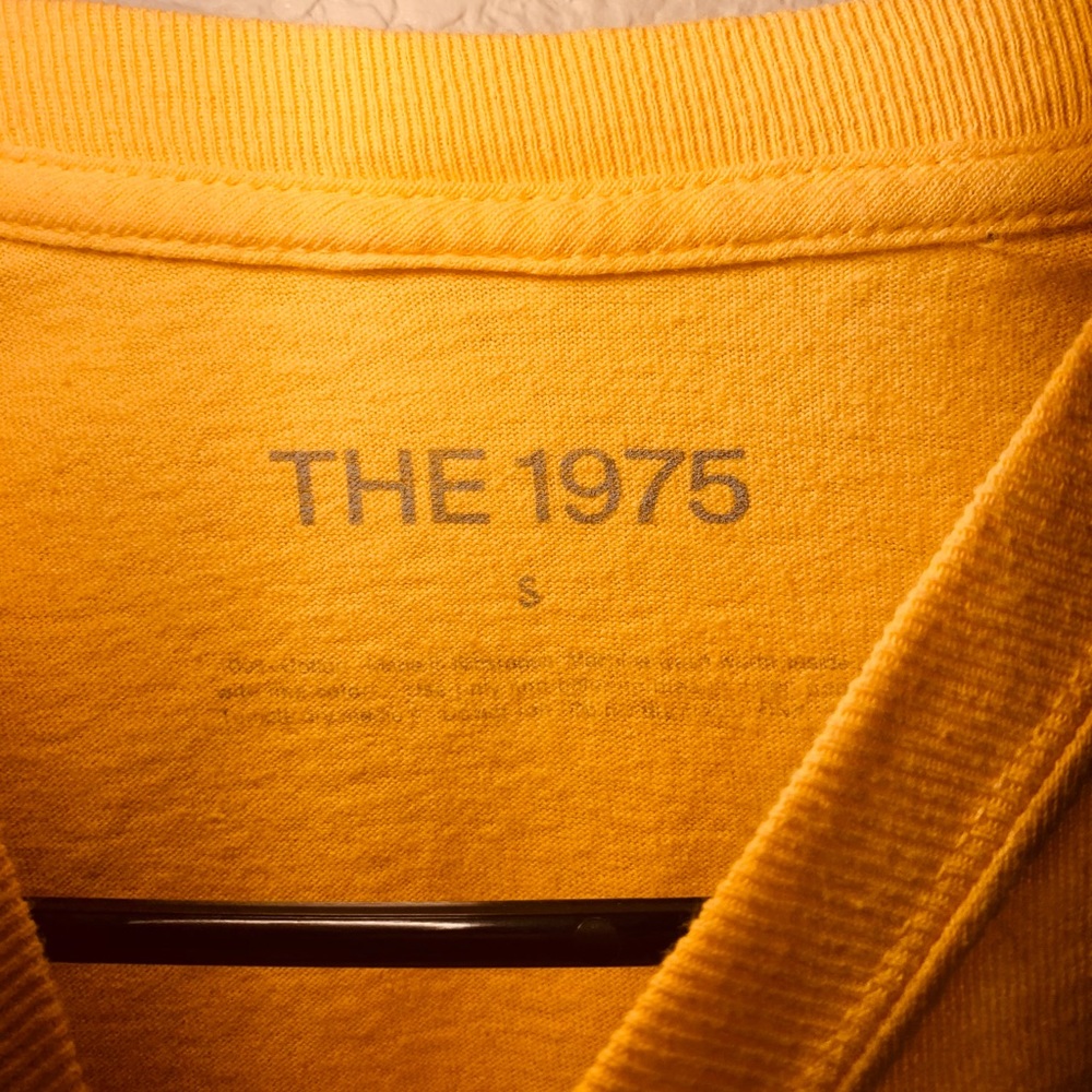 Graphic tee - Picture 2 of 3